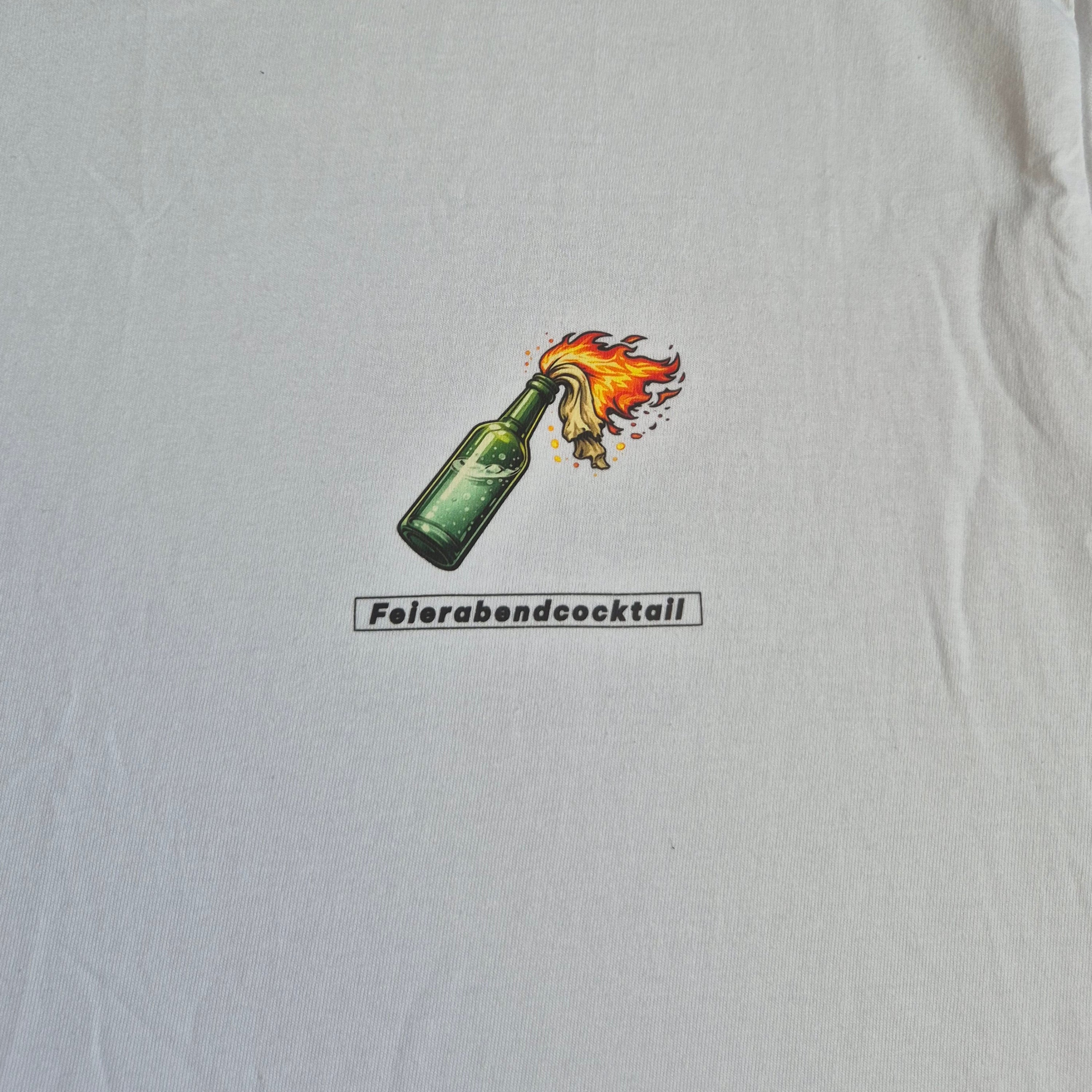 Kurzärmliges T-Shirt "Feierabendcocktail"
