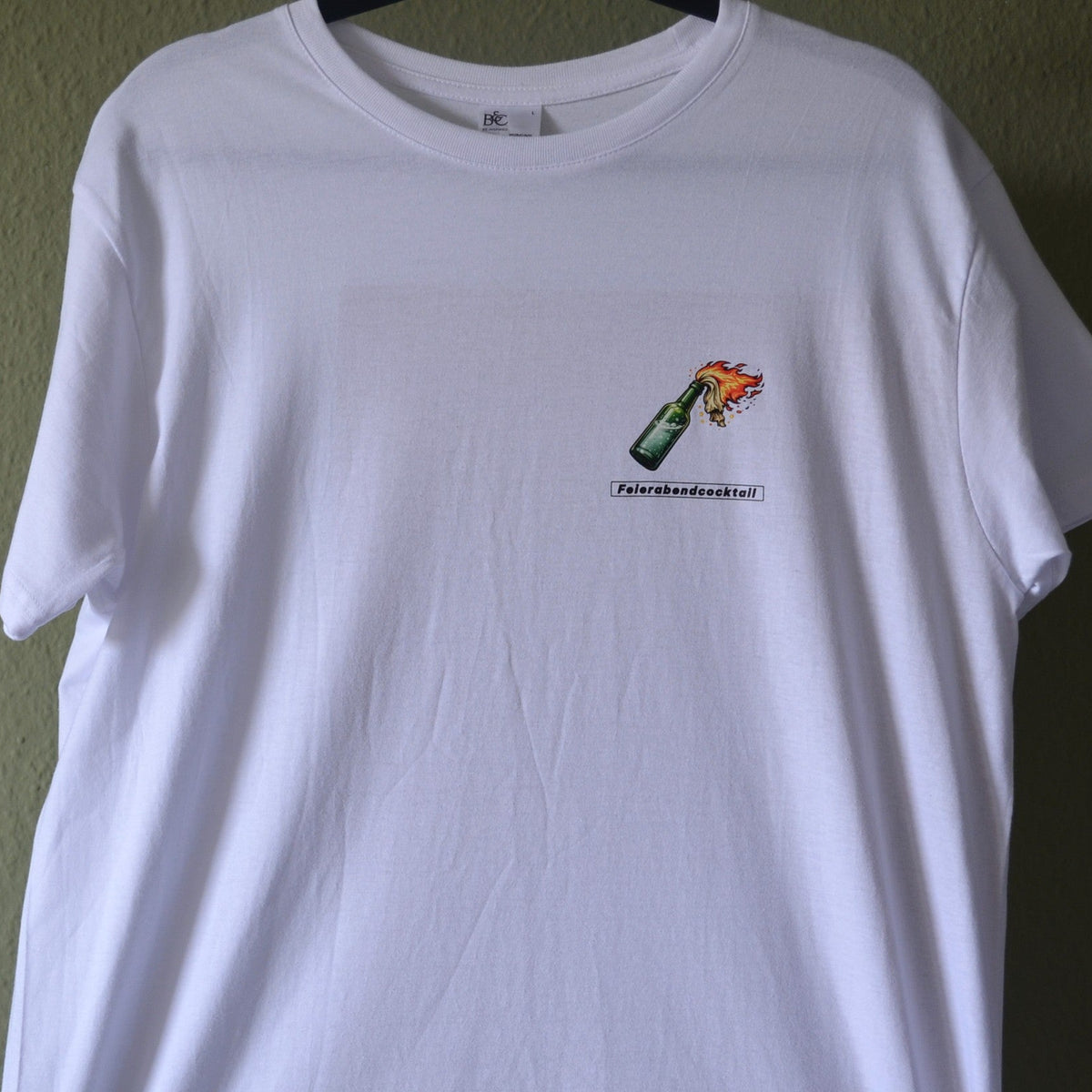 Kurzärmliges T-Shirt "Feierabendcocktail"